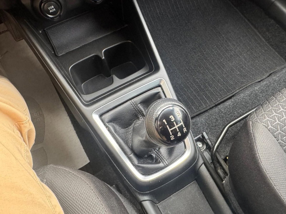 Suzuki Swift 1.2 Hybrid Cool (20)