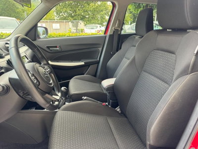 Suzuki Swift 1.2 Hybrid Cool (8)