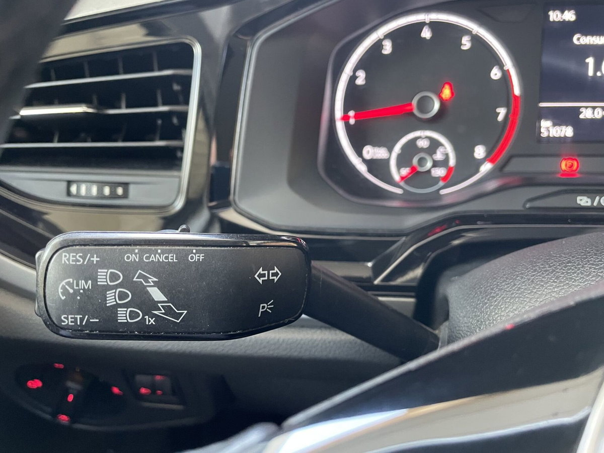 Volkswagen Polo 1.0 EVO (16)