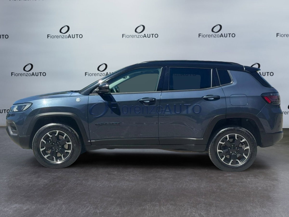 Jeep Compass 1.3 turbo t4 phev Trailhawk 4xe auto (4)