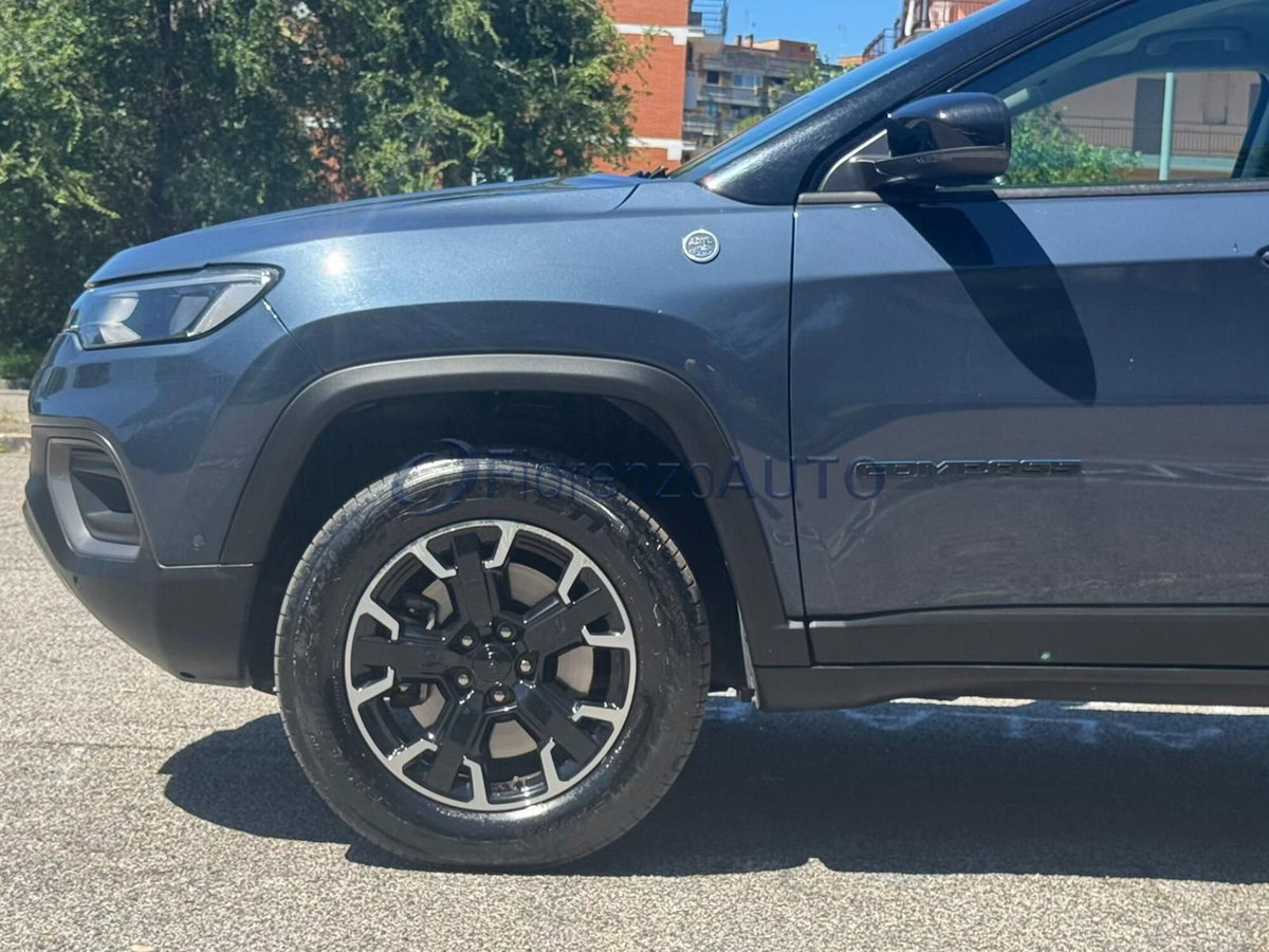 Jeep Compass 1.3 turbo t4 phev Trailhawk 4xe auto (9)