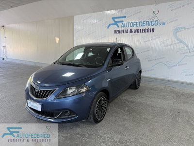 Lancia Ypsilon 1.0 FireFly 5 porte S&S Hybrid Alberta Ferretti usata
