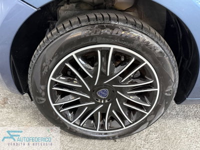 Lancia Ypsilon 1.0 FireFly 5 porte S&S Hybrid Alberta Ferretti (13)