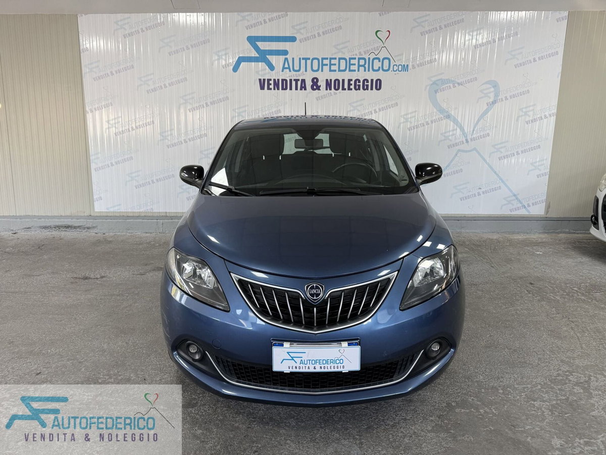 Lancia Ypsilon 1.0 FireFly 5 porte S&S Hybrid Alberta Ferretti (2)