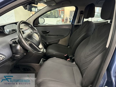Lancia Ypsilon 1.0 FireFly 5 porte S&S Hybrid Alberta Ferretti (8)