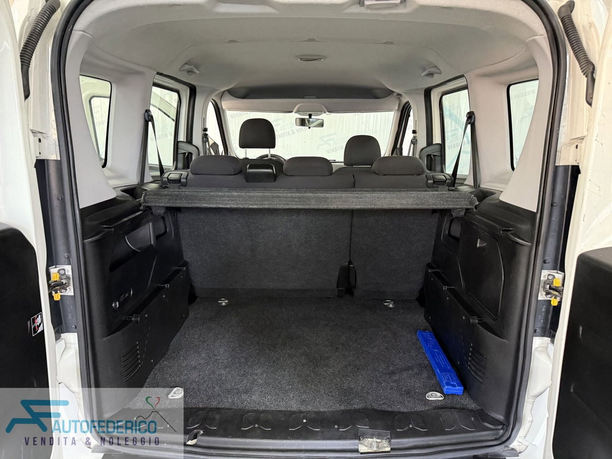 Fiat Doblò cargo combi N1 1.6 mjt 105cv CH1 Trekking S&S (12)