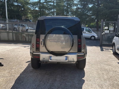 Land Rover Defender 110 3.0D I6 200 CV AWD Auto S (4)