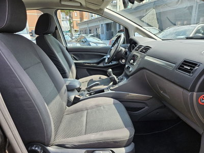 Ford C-Max 1.8 125 CV Titanium (11)