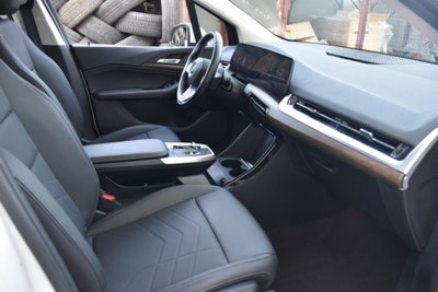 BMW Serie 2 Active Tourer 218d  Luxury auto (20)