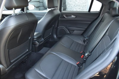 Alfa Romeo Giulia 2.2 Turbodiesel 180 CV AT8 Super (13)