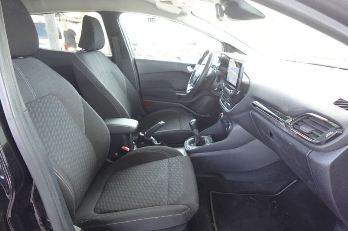 Ford Fiesta 1.1 75 CV 5 porte Titanium (3)