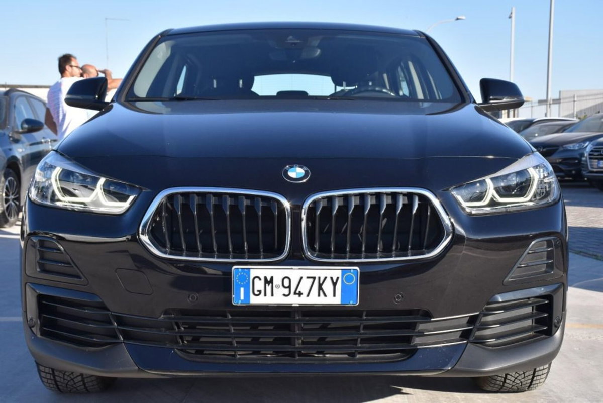 BMW X2 sDrive18i (2)