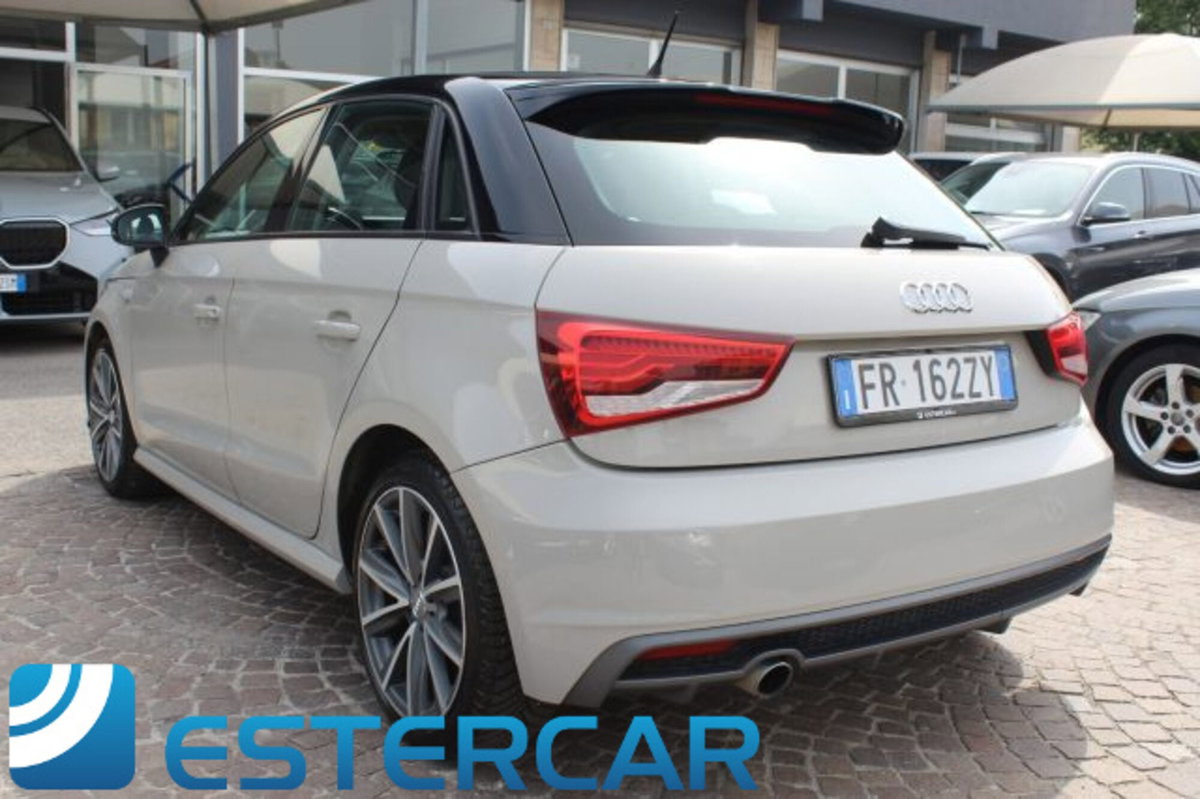 Audi A1 Sportback 1.4 TDI S tronic (10)