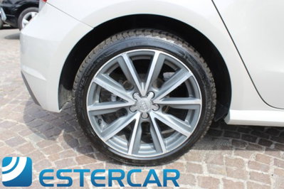 Audi A1 Sportback 1.4 TDI S tronic (12)