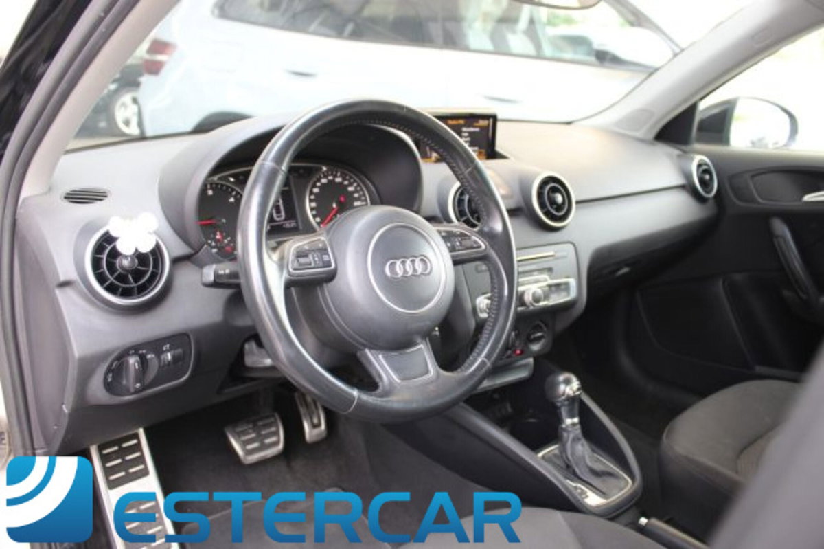 Audi A1 Sportback 1.4 TDI S tronic (3)