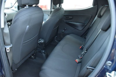 Lancia Ypsilon 1.2 69 CV 5 porte GPL Ecochic Gold (12)
