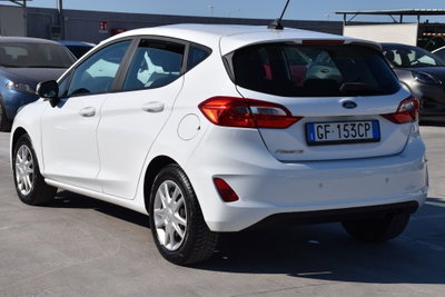 Ford Fiesta 1.1 75 CV GPL 5 porte (6)