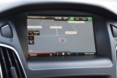 Ford Focus 1.5 TDCi 120 CV Start&Stop Powershift Titanium X (10)