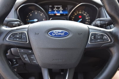 Ford Focus 1.5 TDCi 120 CV Start&Stop Powershift Titanium X (14)