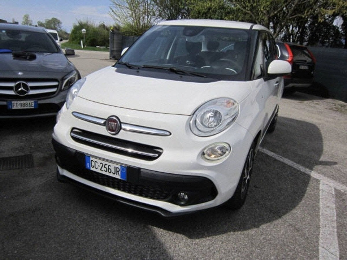Fiat 500L Living 1.6 Multijet 120 CV Business (4)