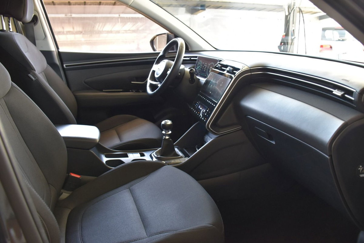 Hyundai Tucson 1.6 crdi 48V Xline 2wd imt (16)