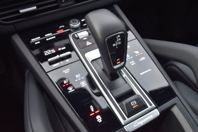 Porsche Cayenne Coupé 3.0 V6 E-Hybrid Platinum Edition (14)