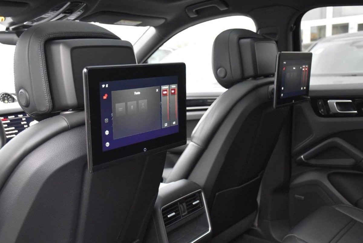 Porsche Cayenne Coupé 3.0 V6 E-Hybrid Platinum Edition (7)