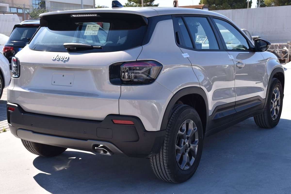 Jeep Avenger full-electric Longitude fwd 156cv auto (4)