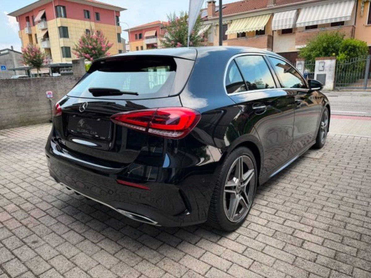 Mercedes-Benz Classe A Sedan 200 Automatic 4p. Premium (5)