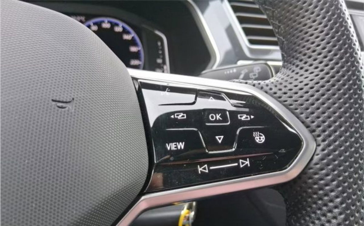Volkswagen Tiguan 2.0 TDI 200 CV SCR DSG 4MOTION R-Line (12)