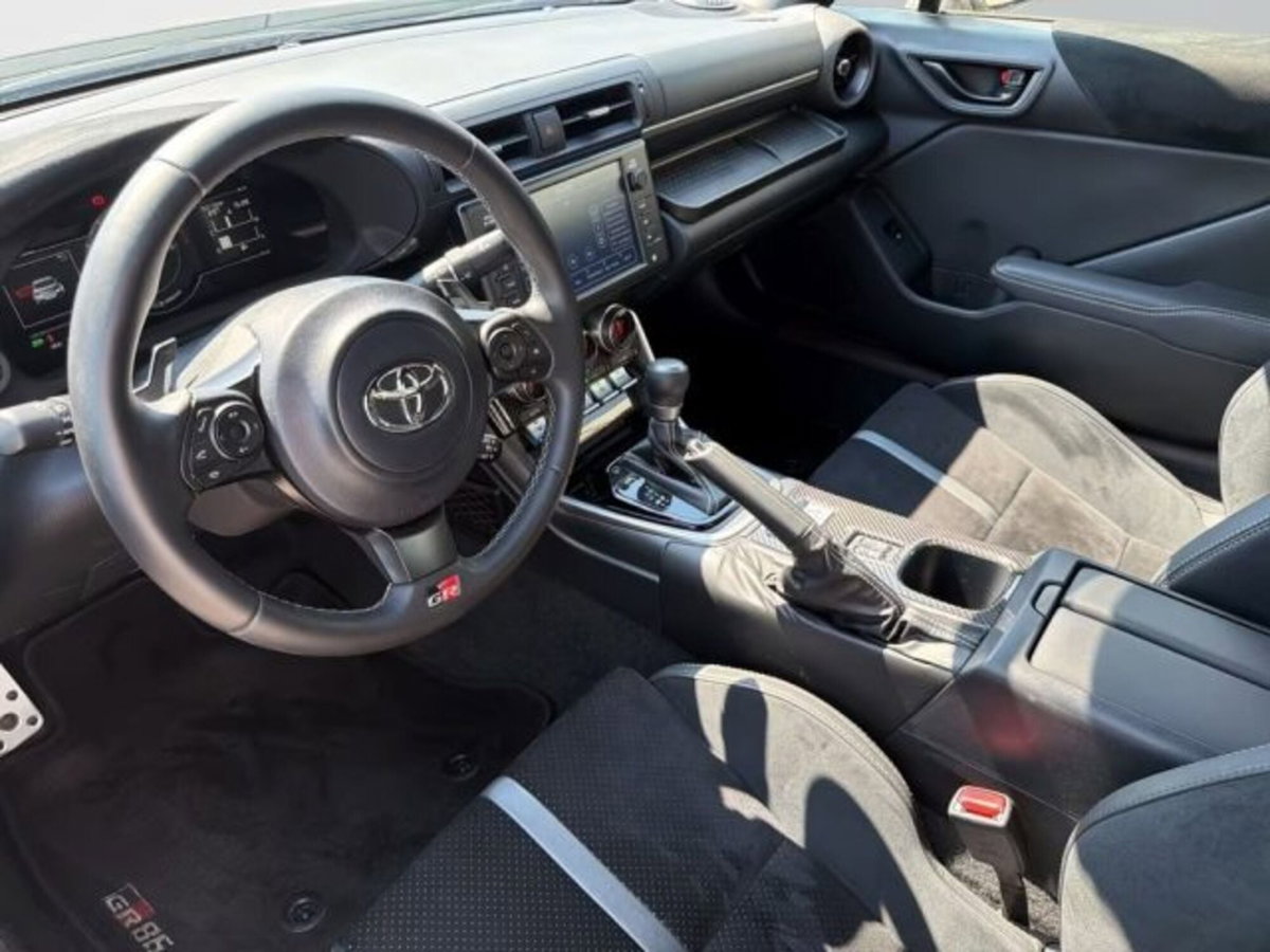 Toyota GR86 2.Premium Sport A/T (11)