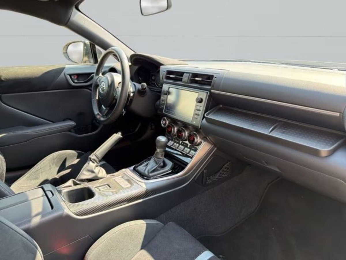 Toyota GR86 2.Premium Sport A/T (17)