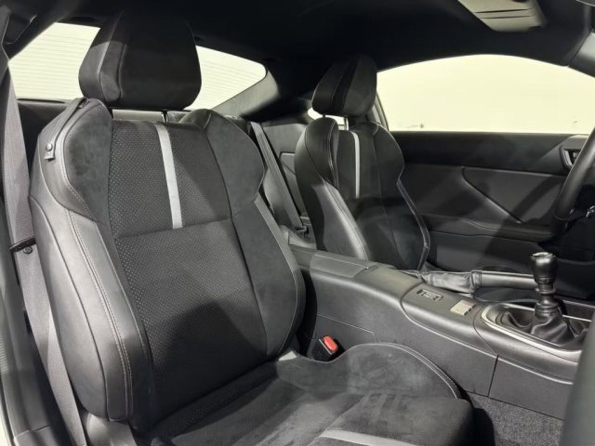Toyota GR86 2.Premium Sport A/T (14)