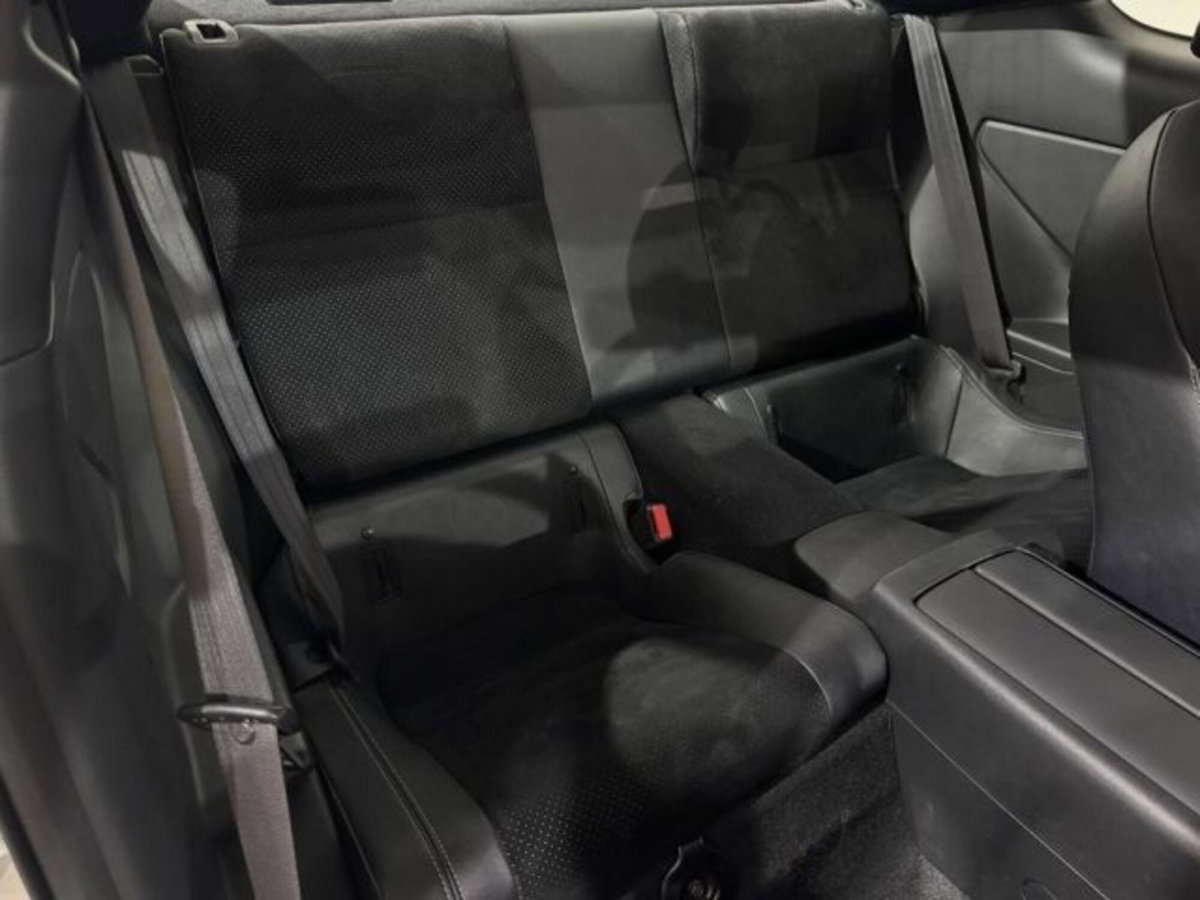 Toyota GR86 2.Premium Sport A/T (15)