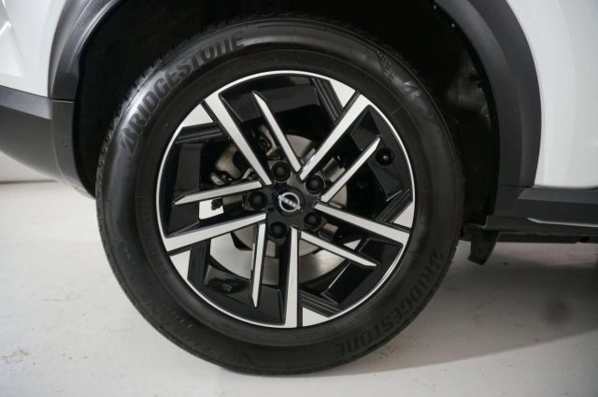 Nissan Juke 1.0 dig-t N-Connecta 114cv (6)