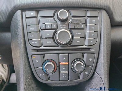 Opel Meriva 1.4 Turbo 120CV Design Edition (9)