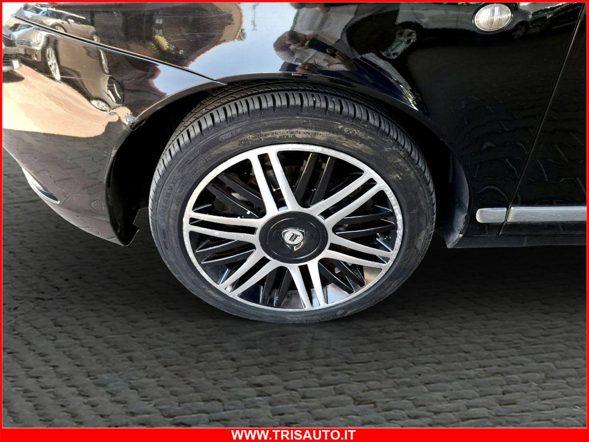 Lancia Ypsilon 1.2 (13)