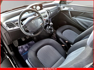Lancia Ypsilon 1.2 (5)