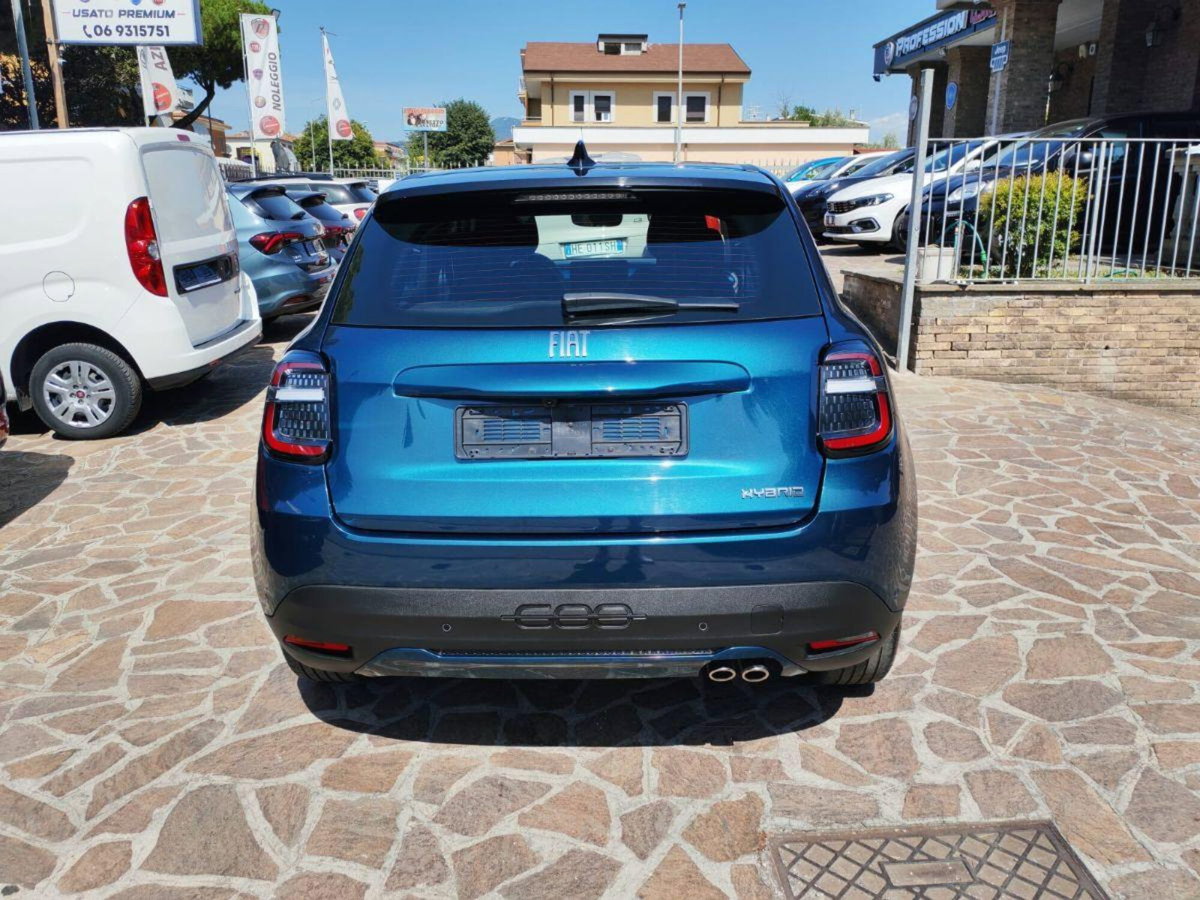 Fiat 600 1.2 hybrid 110cv auto (5)
