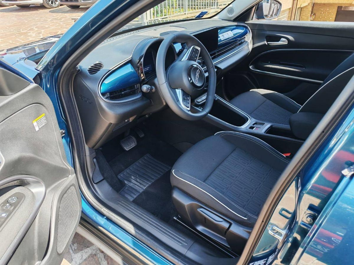Fiat 600 1.2 hybrid 110cv auto (8)