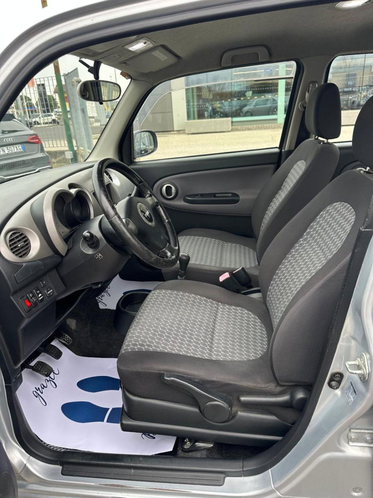 Daihatsu Trevis 1.0 (10)