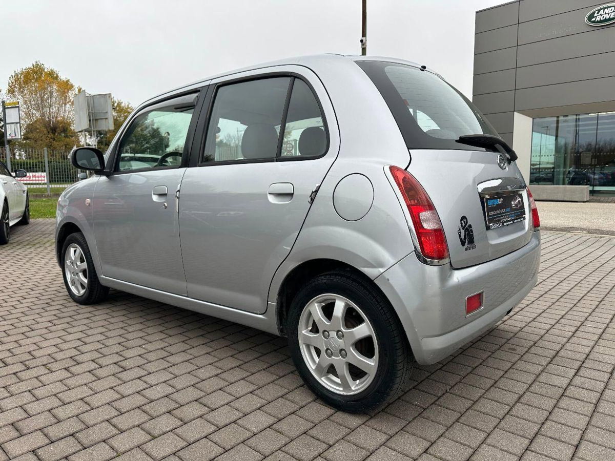 Daihatsu Trevis 1.0 (12)