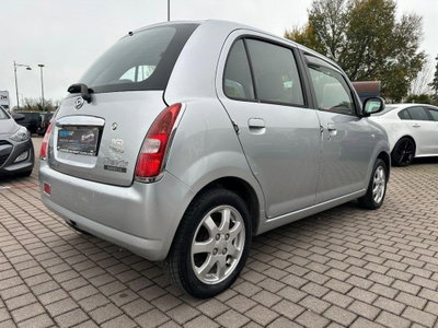 Daihatsu Trevis 1.0 (8)