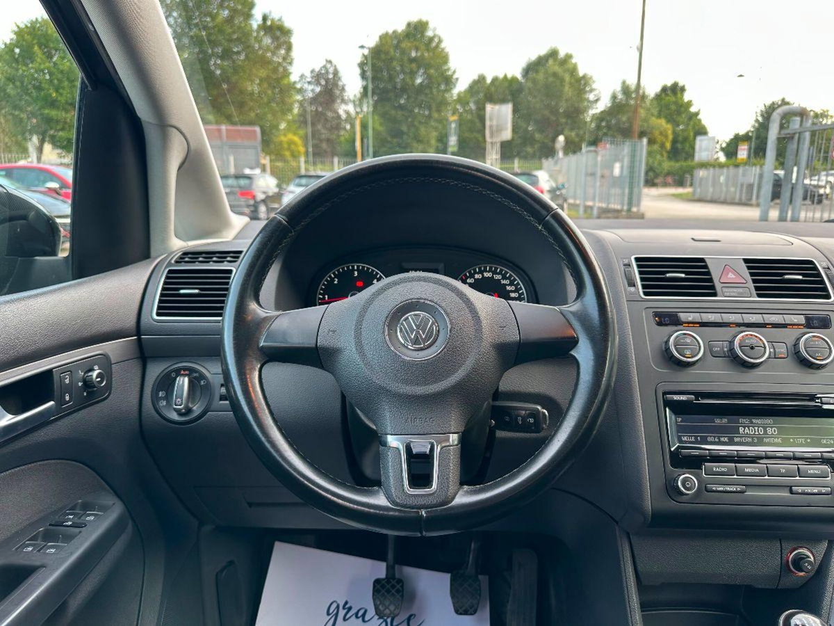 Volkswagen Touran 1.6 TDI Comfortline (11)