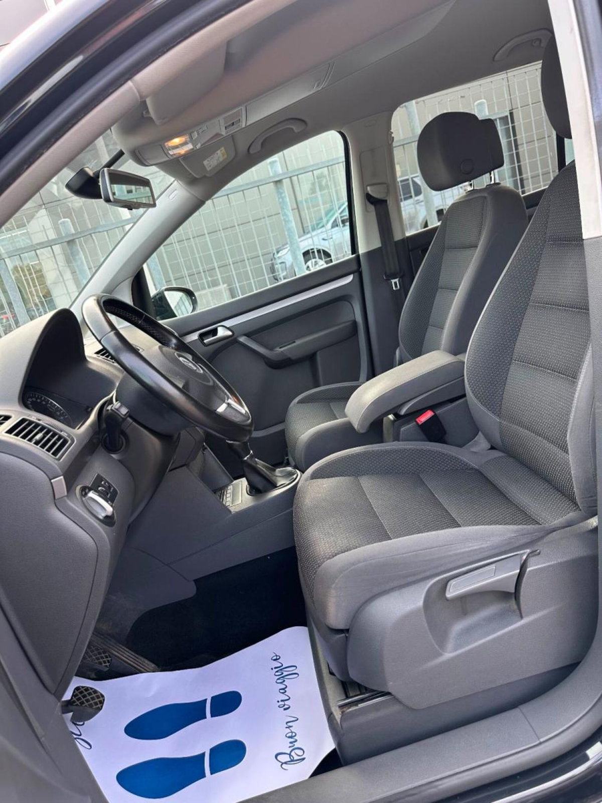 Volkswagen Touran 1.6 TDI Comfortline (14)