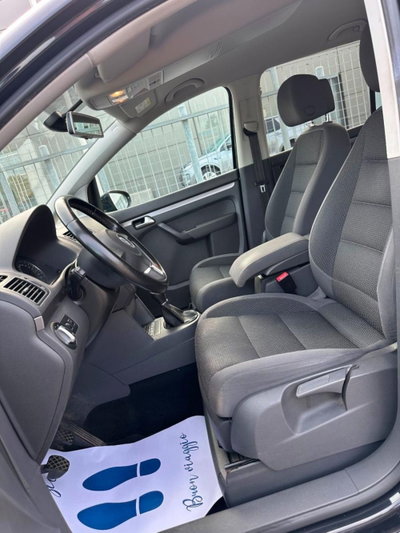 Volkswagen Touran 1.6 TDI Comfortline (14)