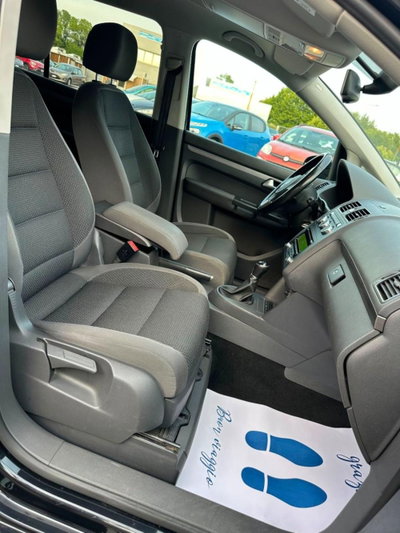 Volkswagen Touran 1.6 TDI Comfortline (17)