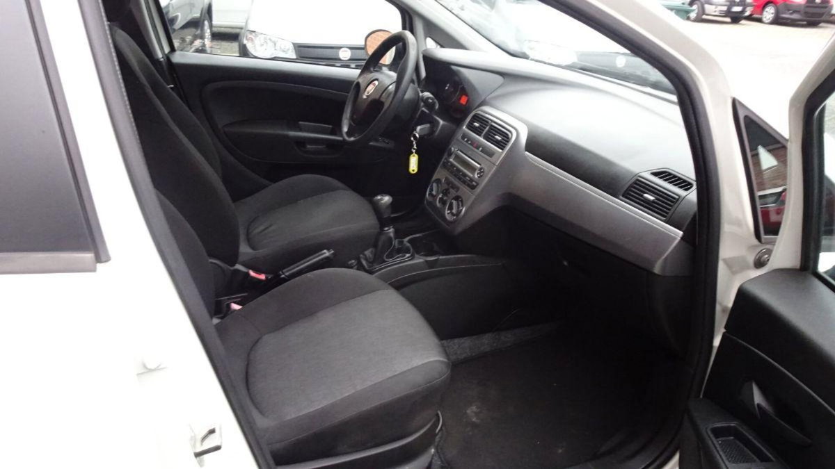Fiat Punto 1.3 MJT 85CV S&S 5 porte Van Easy 4 posti E5+ (14)