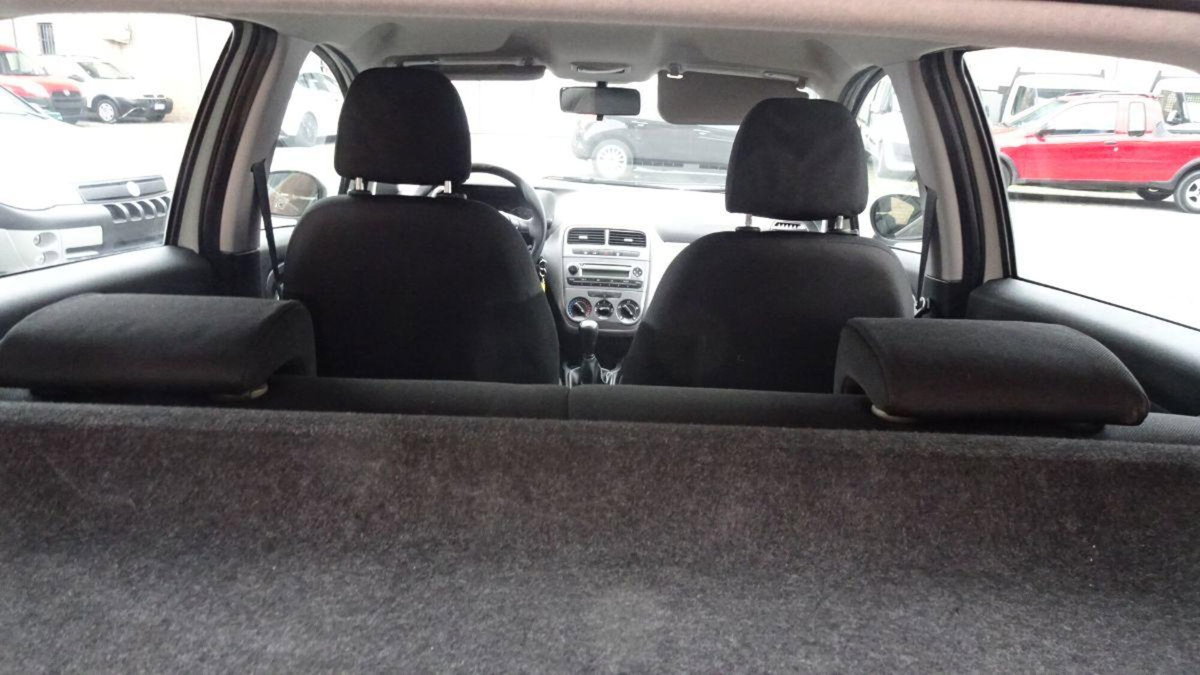 Fiat Punto 1.3 MJT 85CV S&S 5 porte Van Easy 4 posti E5+ (16)