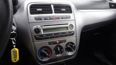 Fiat Punto 1.3 MJT 85CV S&S 5 porte Van Easy 4 posti E5+ (19)